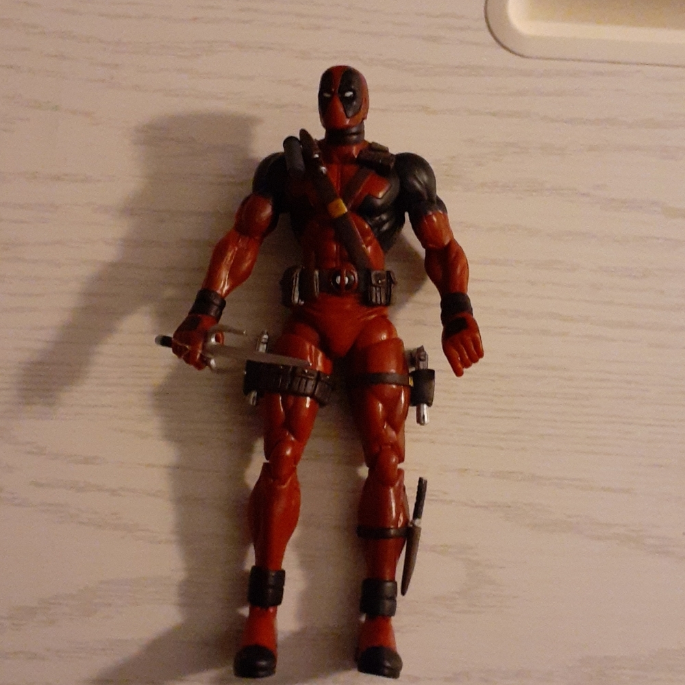 Dead Pool figure